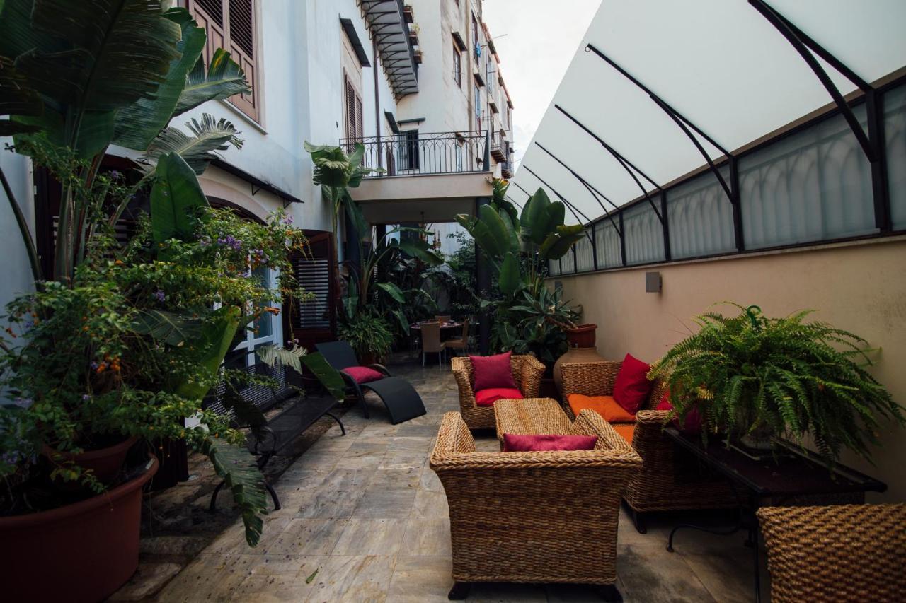 Atmosfere Puniche B&B Palermo Bagian luar foto