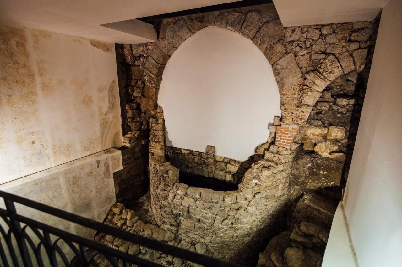 Atmosfere Puniche B&B Palermo Bagian luar foto